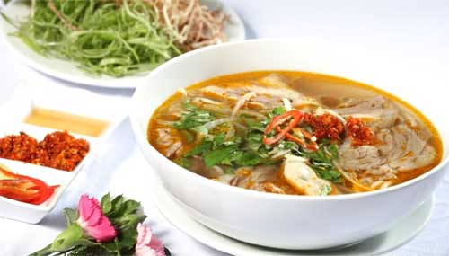 Bún Bò Huế Is The Vietnamese Soup You Need To Know About